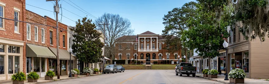 Unveiling the Hidden Gems: Top Attractions and Activities in Collins, MS